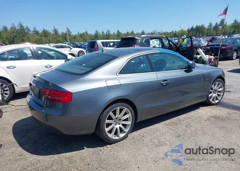 2012 Audi A5 2.0T Premium из США, поврежденный, VIN WAUVFAFR6CA006915